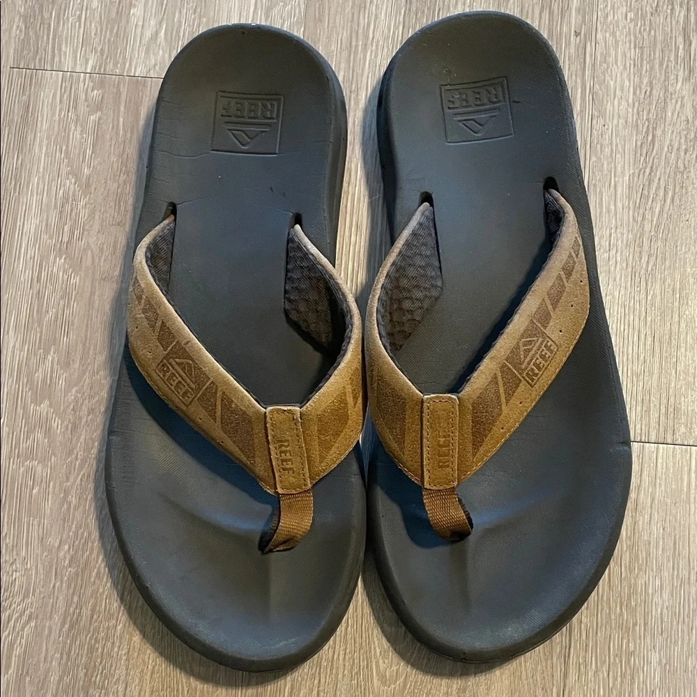 Reef Men Dark Brown Flip Flops Size 13 Leather Beach Contemporary Outdoor
